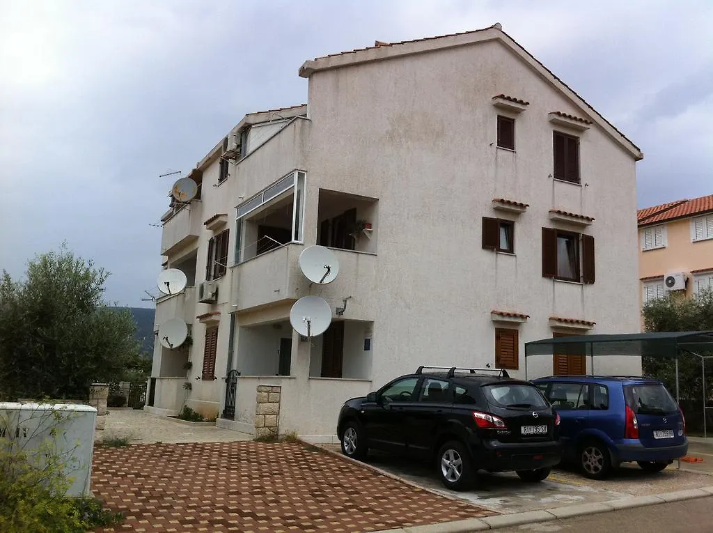 Apartment Lea Cres