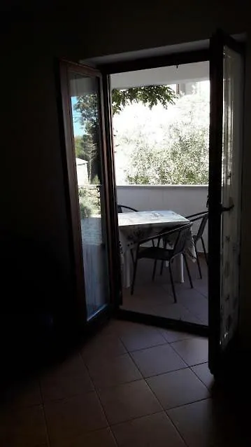 Apartment Lea Cres